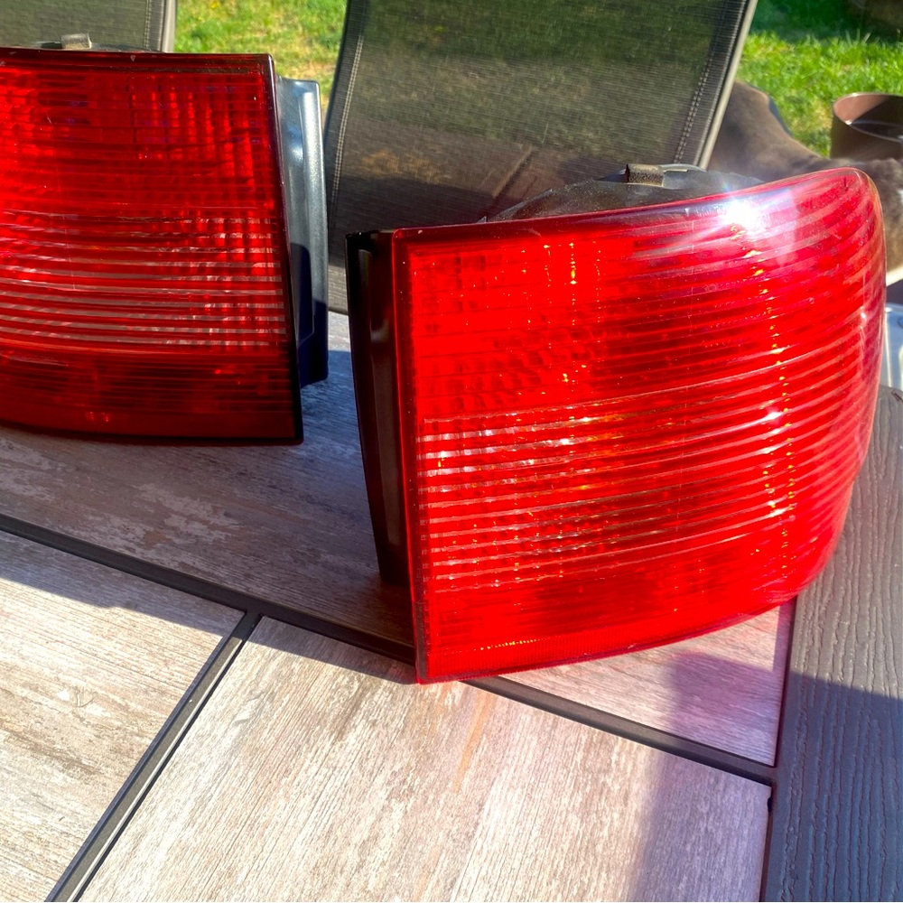 Porsche taillights